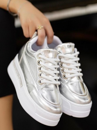 Armury Kadın Rugan Bağcıklı Spor Ayakkabı - ER259677