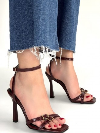 Justra Rugan Topuklu Bilekten Kemerli Ayakkabı - ER268067