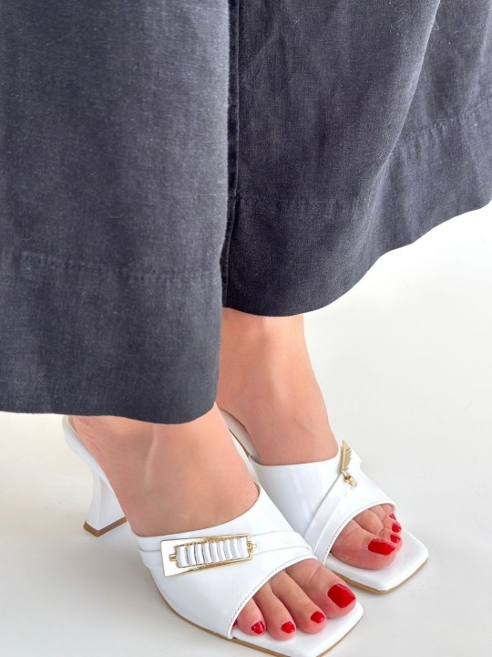 Armury Kadın Rugan Topuklu Terlik - ER265305