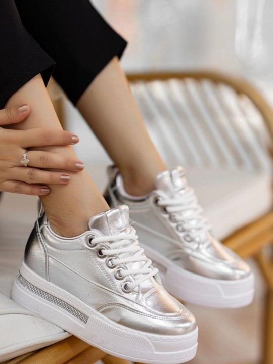 Armury Kadın Rugan Bağcıklı Spor Ayakkabı - ER259677