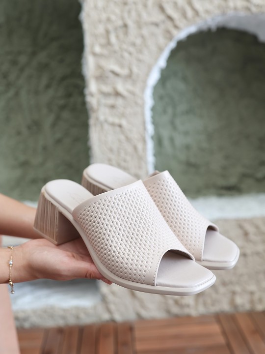 Zanera Cilt Topuklu Terlik - ER256517