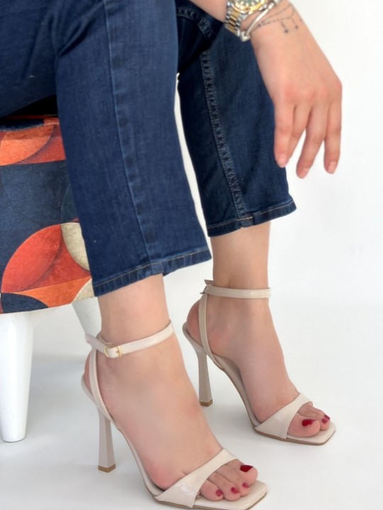 Jowina Rugan Topuklu Bilekten Kemerli Ayakkabı - ER268037