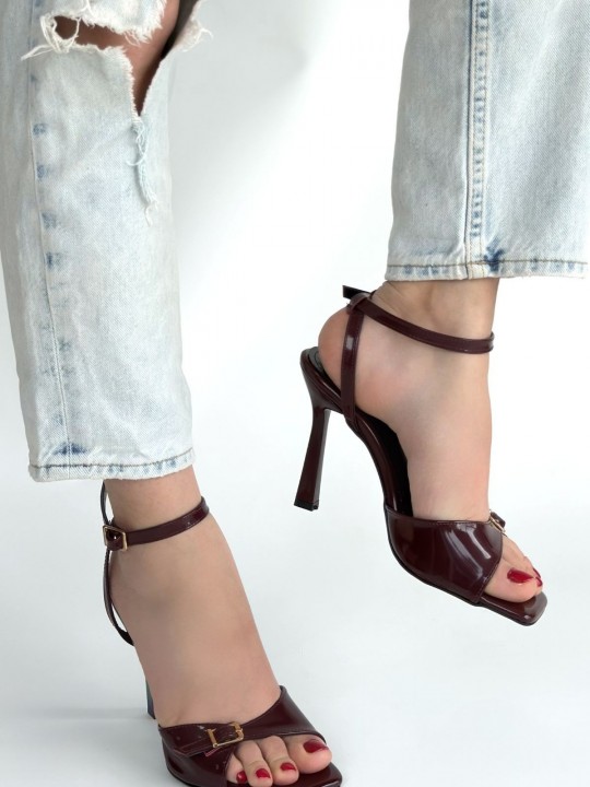 Hostra Rugan Topuklu Bilekten Kemerli Ayakkabı - ER268062