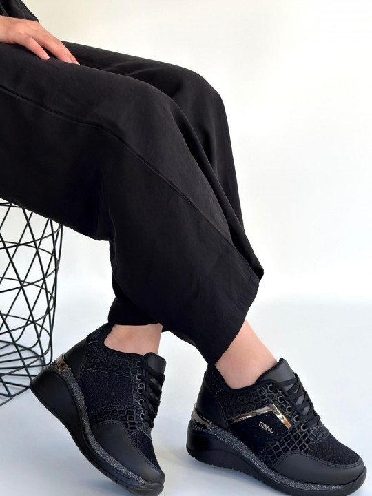 Gelyon Cilt Bağcıklı Spor Ayakkabı - ER267283