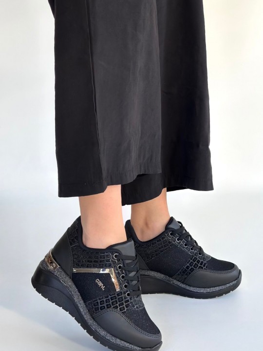 Gelyon Cilt Bağcıklı Spor Ayakkabı - ER267283