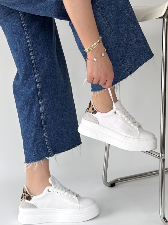 Jetra Rugan Bağcıklı Spor Ayakkabı - ER267700