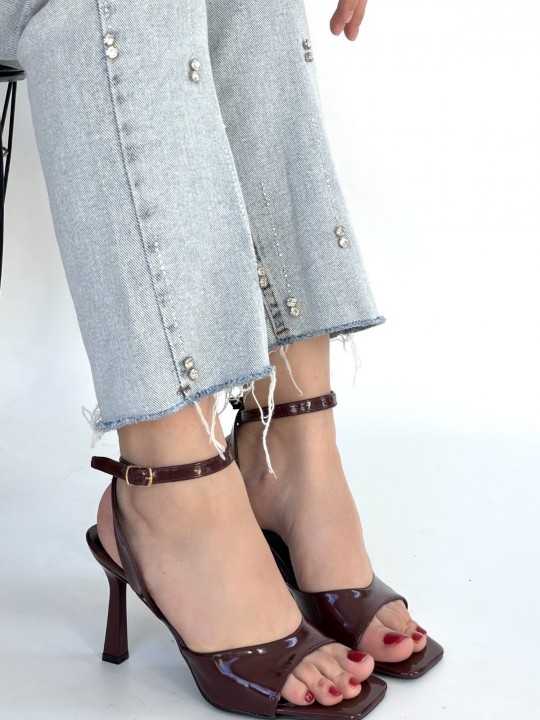 Sohra Rugan Topuklu Bilekten Kemerli Ayakkabı - ER268054