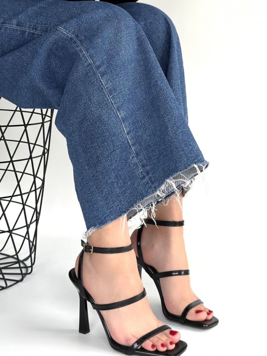 Umara Rugan Topuklu Bilekten Kemerli Ayakkabı - ER268072